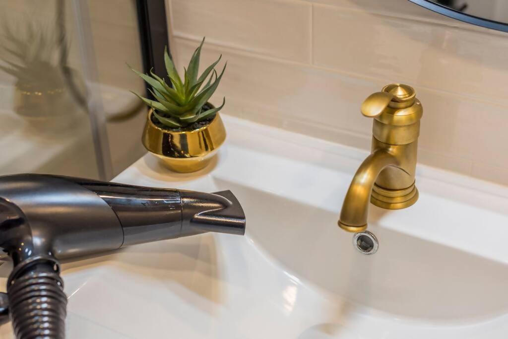New In The Heart Of Apartament